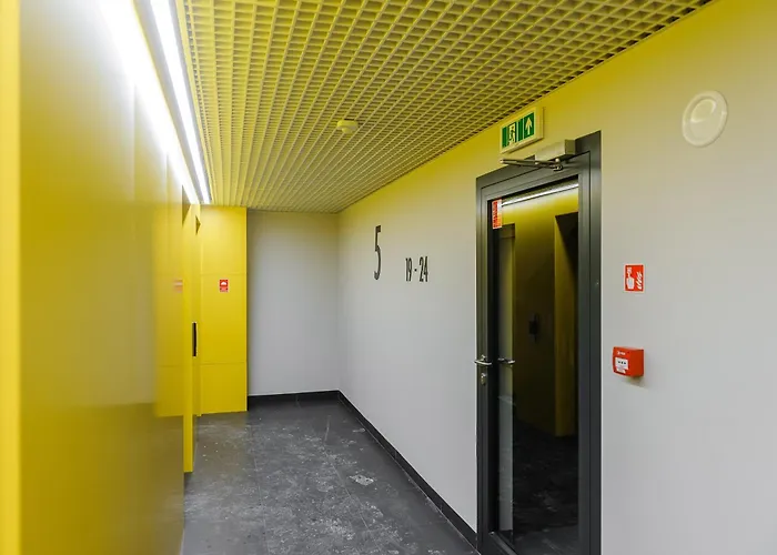 Lumina With Parking, Balcony