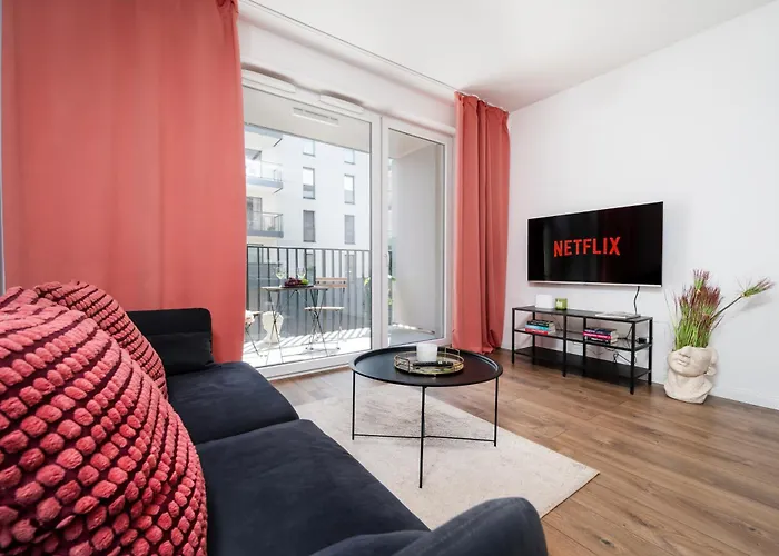 Lumina With Parking, Balcony Apartamento